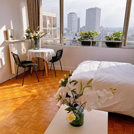 Large Charming In Apartment Paris